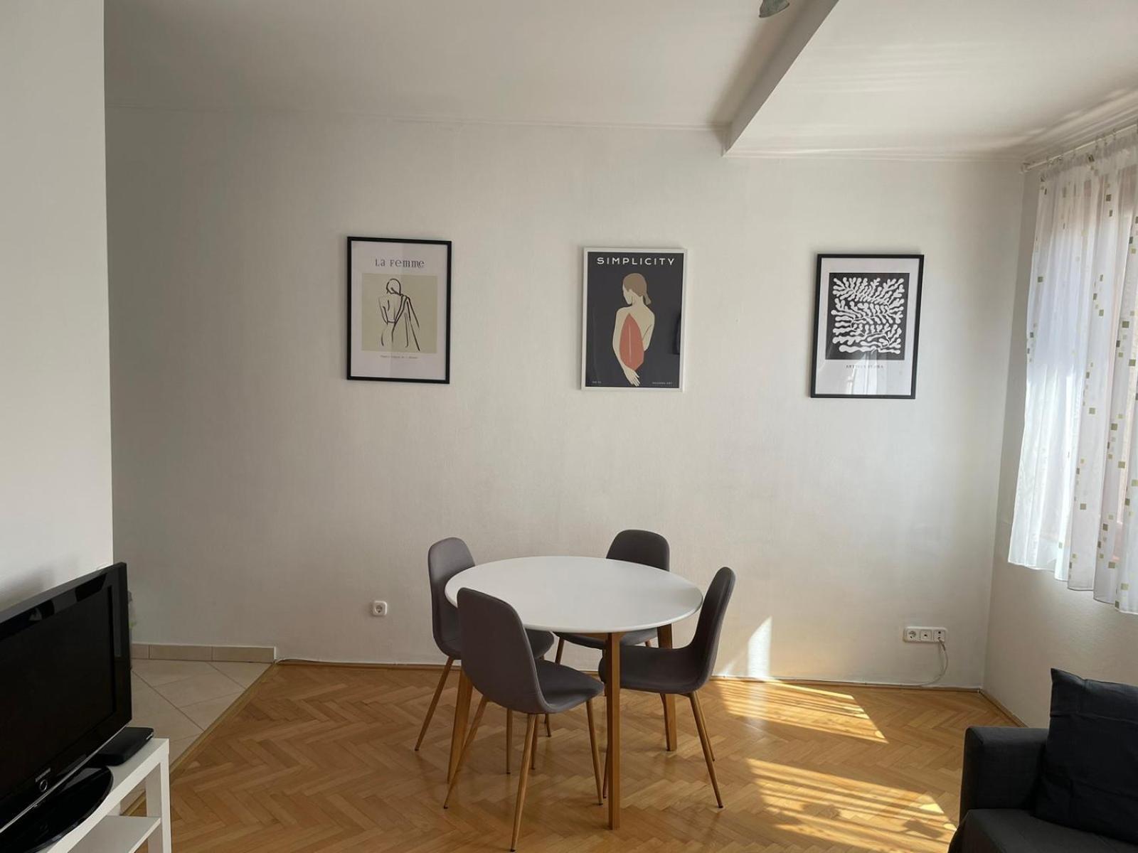 Bda City Apartment — Photos 1